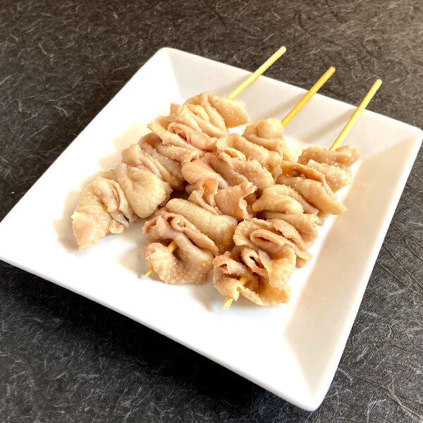 国産焼き鳥ボイル皮串(生)