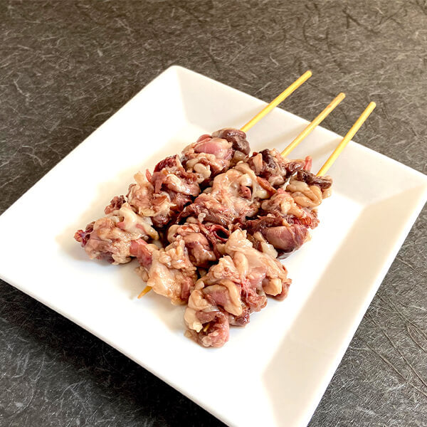 国産焼き鳥はつもと串(生)