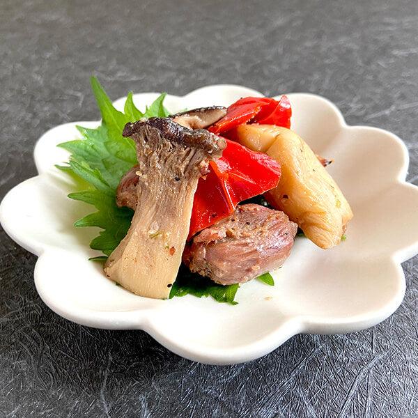 居ながら居酒屋チキン 鳥取きのこと砂肝のアヒージョ 1パック - やきとりの串惣