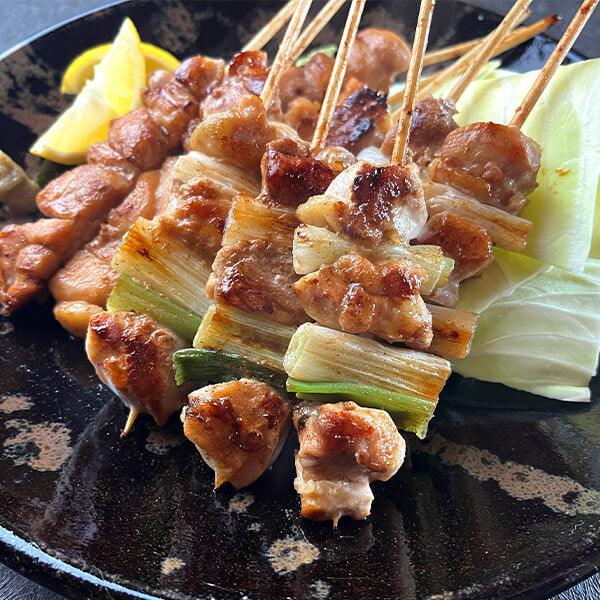 鳥取県産「鳥取のとり」焼鳥生串 10本盛り合わせ/タレ付 - やきとりの串惣